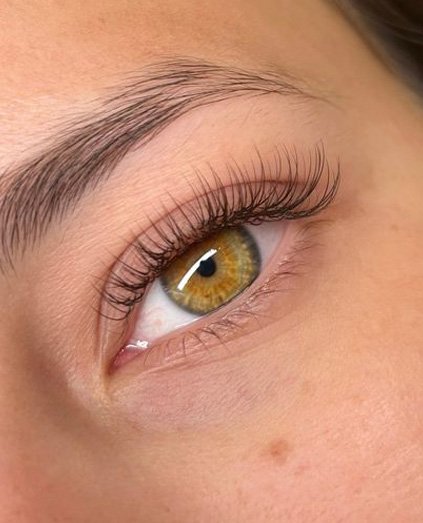 Eyelash Extensions & Styles in Dubai: What’s Trending in Business Bay
