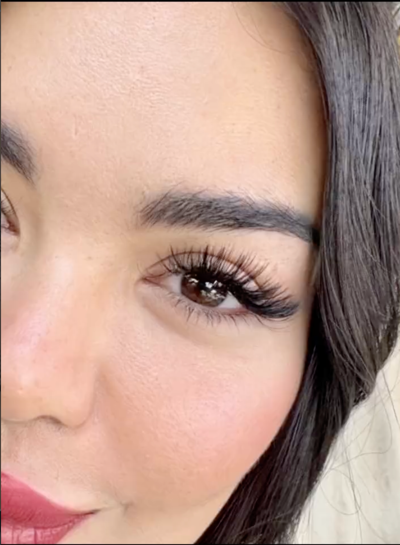 Eyelash Extensions & Styles in Dubai: What’s Trending in Business Bay